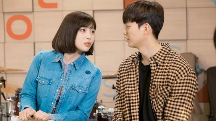 Fashion in the movie: While You Were Sleeping (While You Were Sleeping) 0